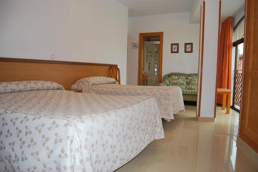 Hostal Cazalegas Quarto foto
