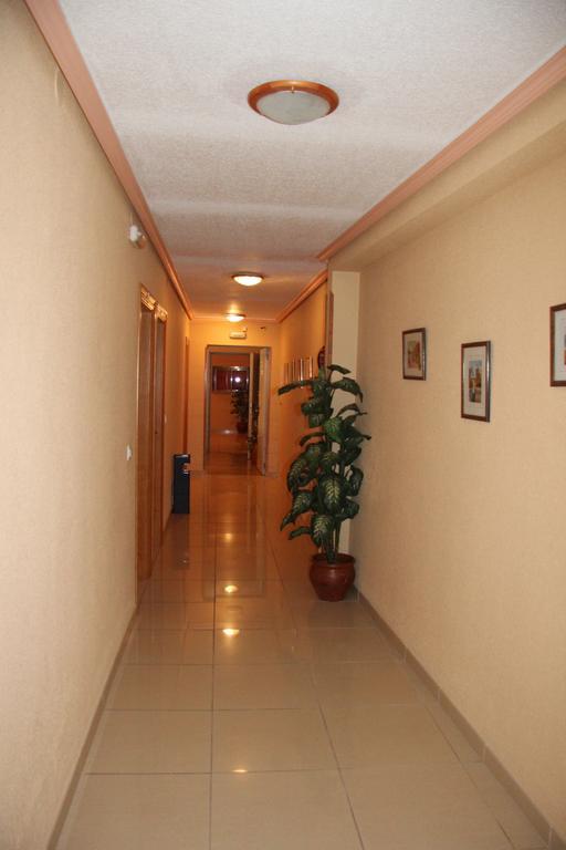 Hostal Cazalegas Exterior foto